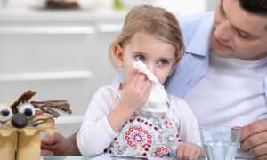 Как нужно лечить вирусный насморк у ребенка?
